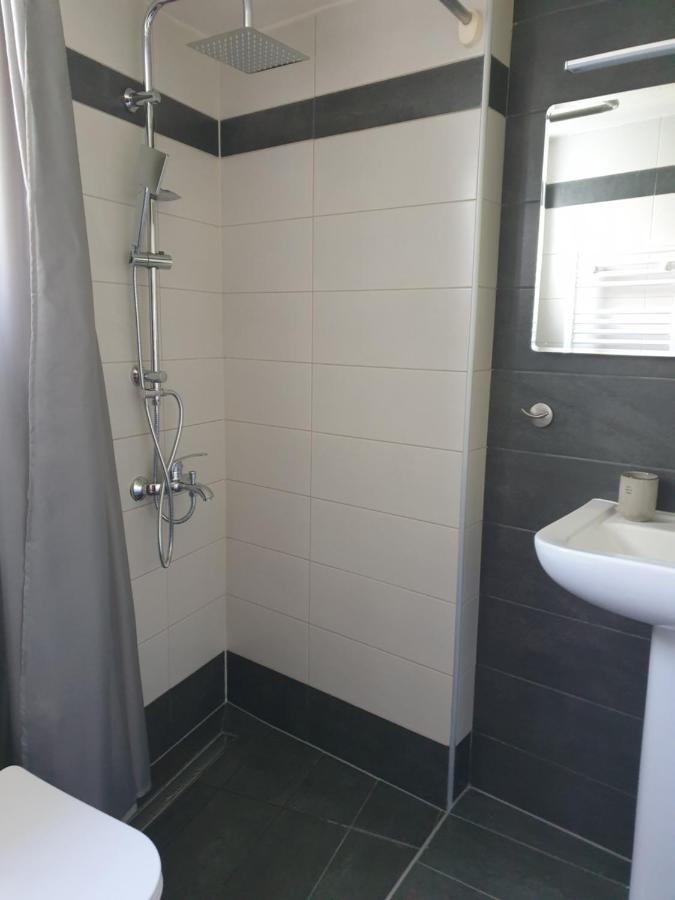 A Pleasent Small -Studio Close To The Port Of Volos Exterior foto